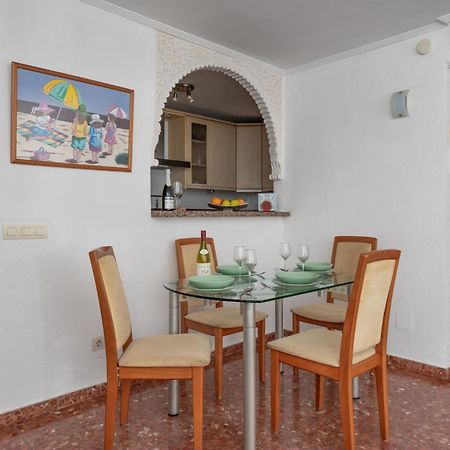 Beachfront, Two Bed- & Bathrooms, Private Parking Fuengirola Luaran gambar