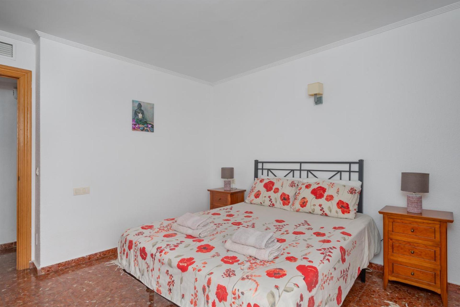 Beachfront, Two Bed- & Bathrooms, Private Parking Fuengirola Luaran gambar
